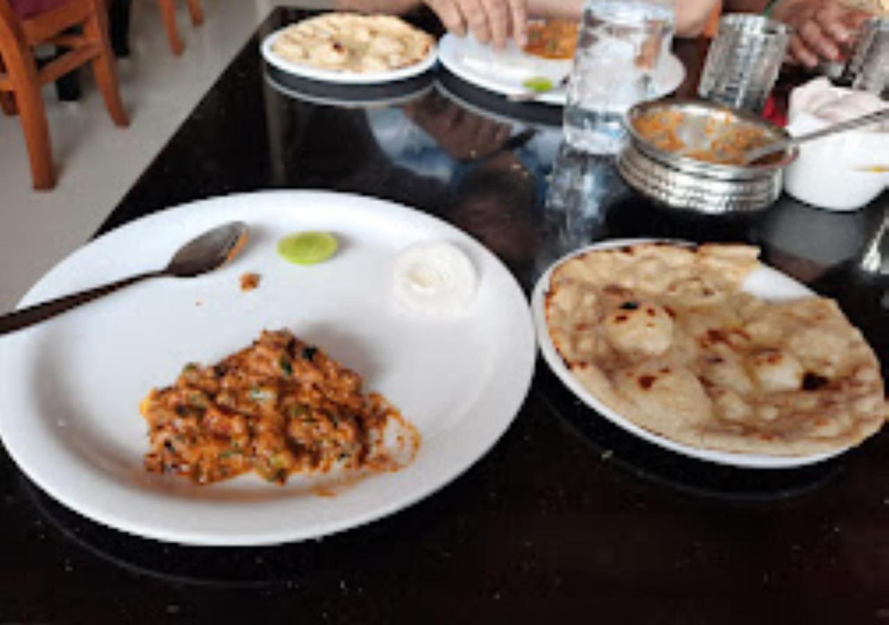 Hotel Rajwada Kapurhol Kapurwahal 외부 사진