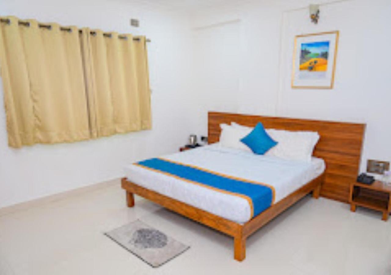 Hotel Rajwada Kapurhol Kapurwahal 외부 사진